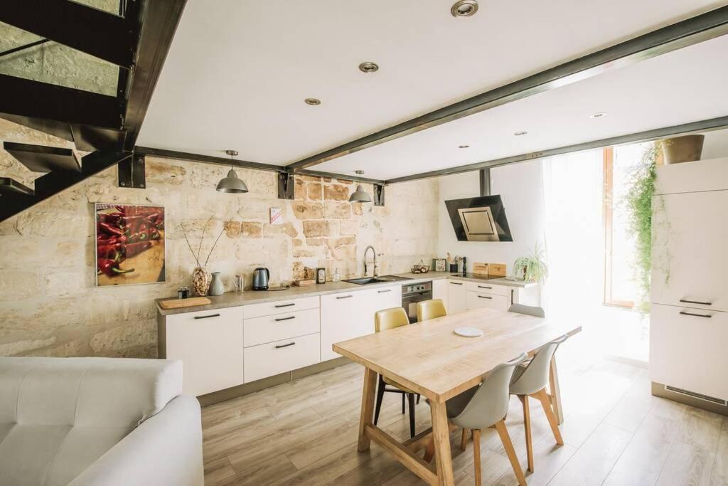 Duplex Climatise Centre Ancien 7Min A Pied Du Palais 6 Couchages Apartment Avignon Exterior foto